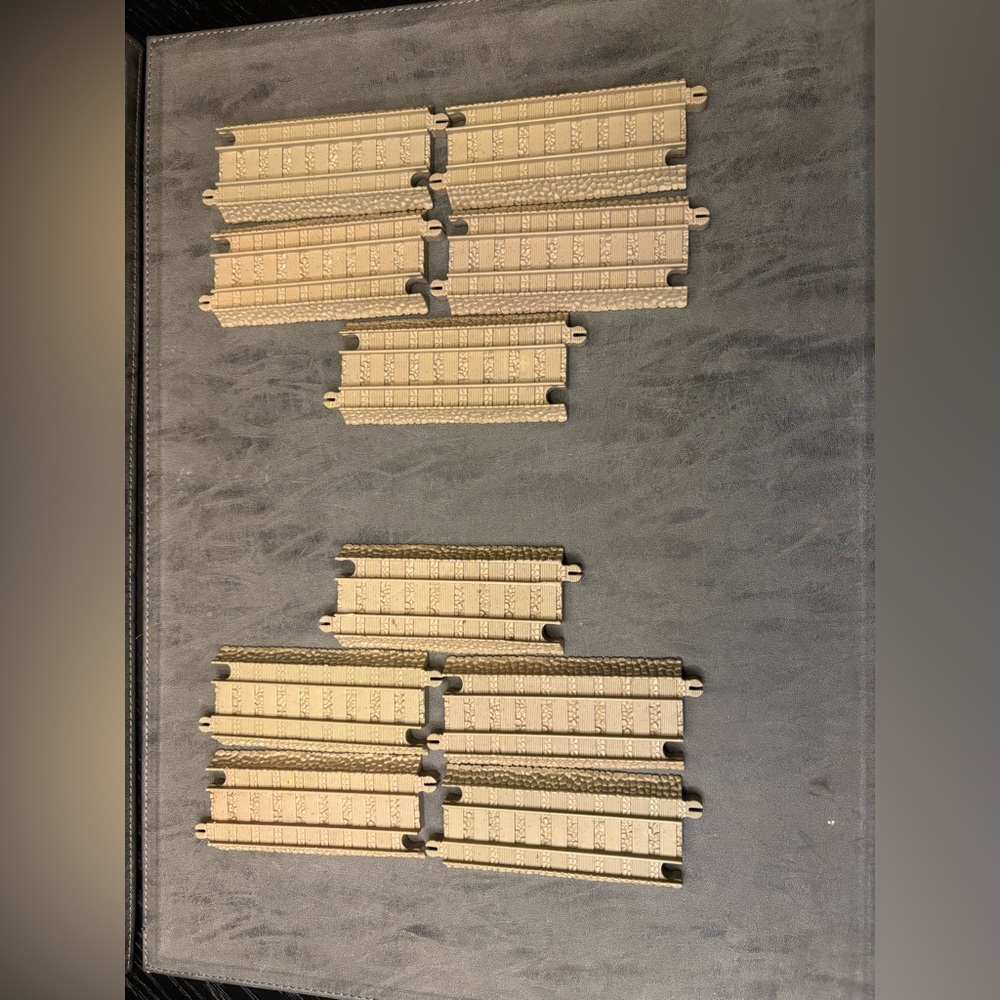 Thomas & Friends Ten Small Straight (4 inches) plastic tracks - First set